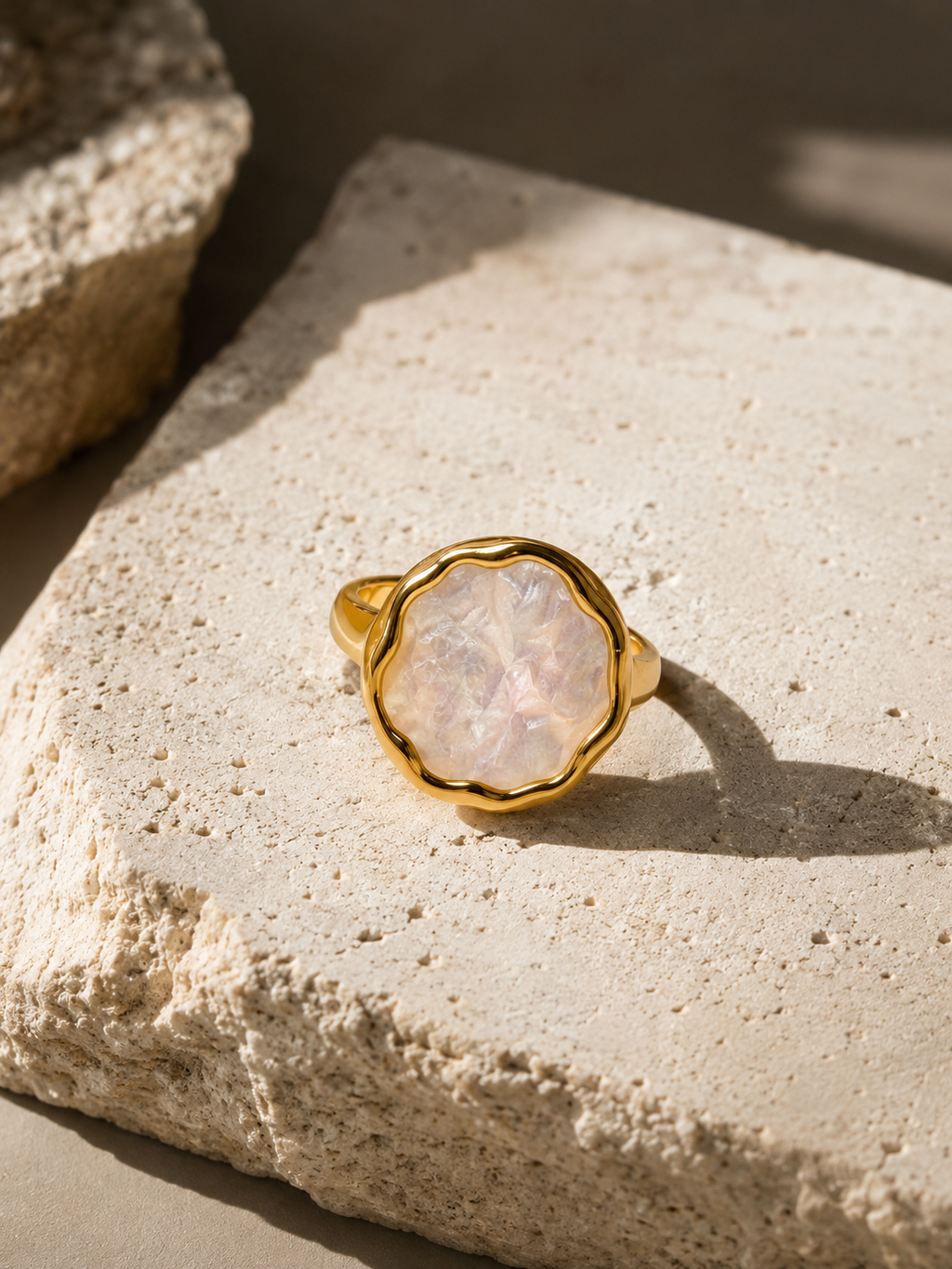 Solea Statement Ring