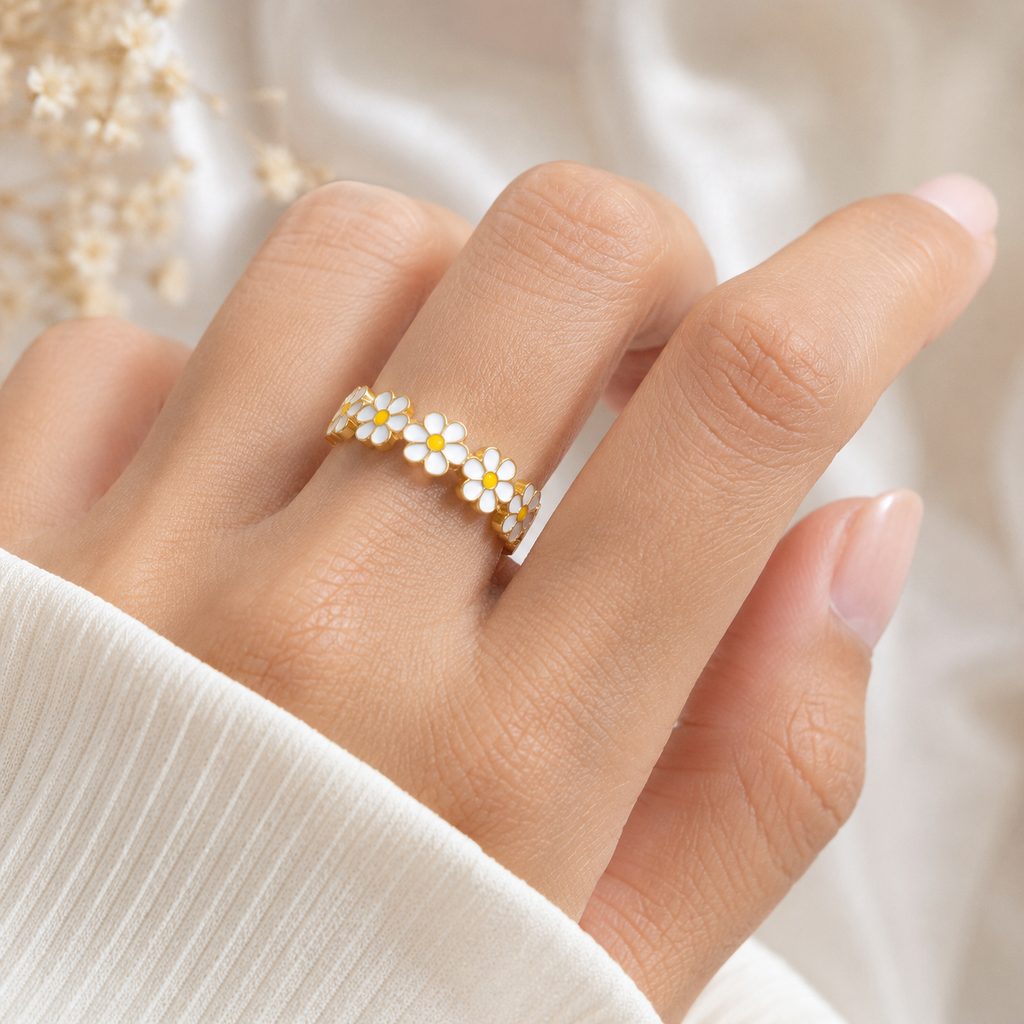 Daisy Bloom Ring