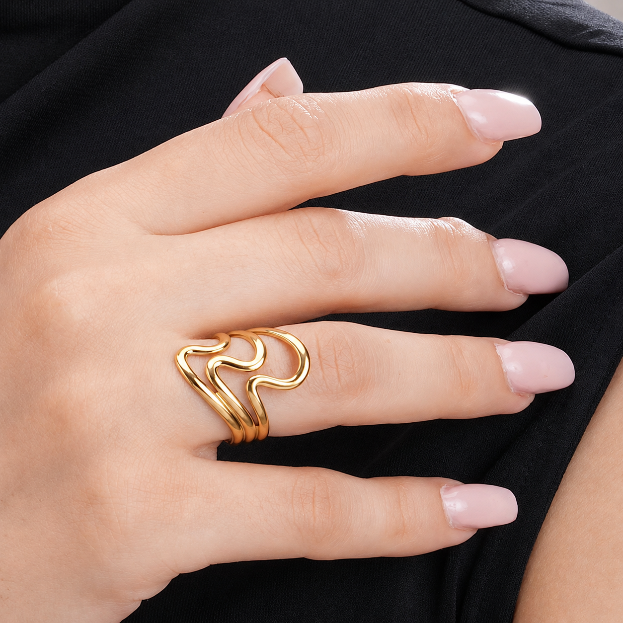 Wave Statement Ring