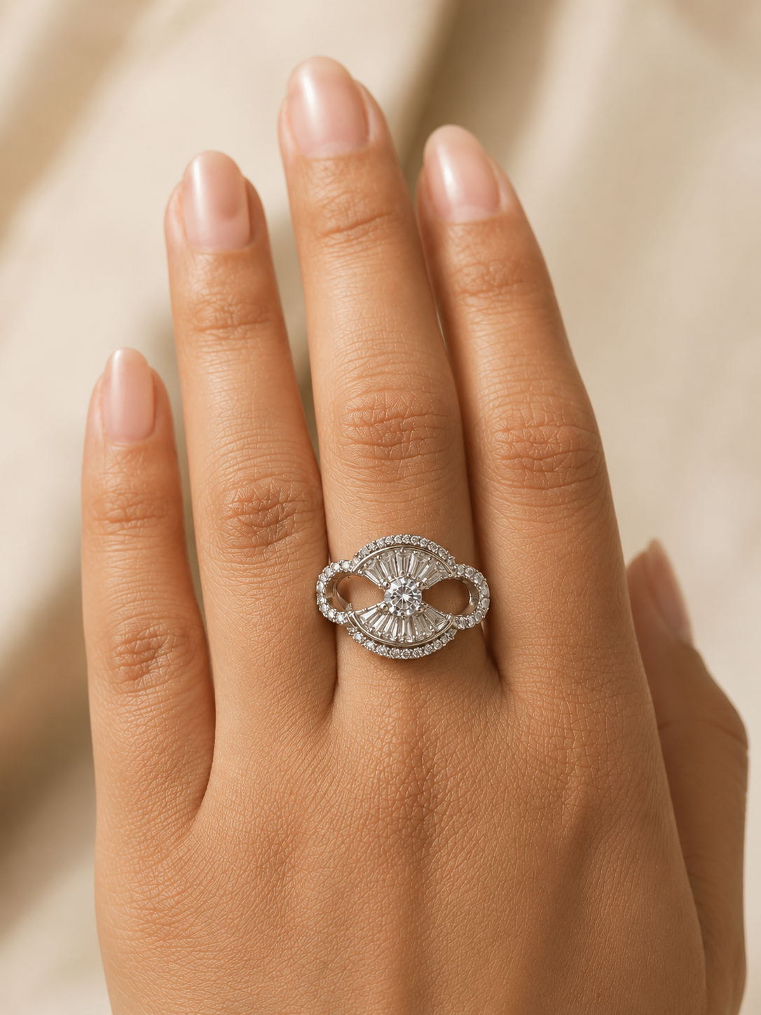 Lumina Loop Ring