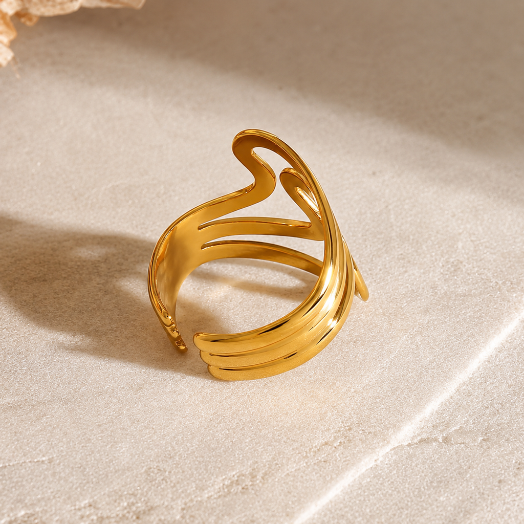 Wave Statement Ring