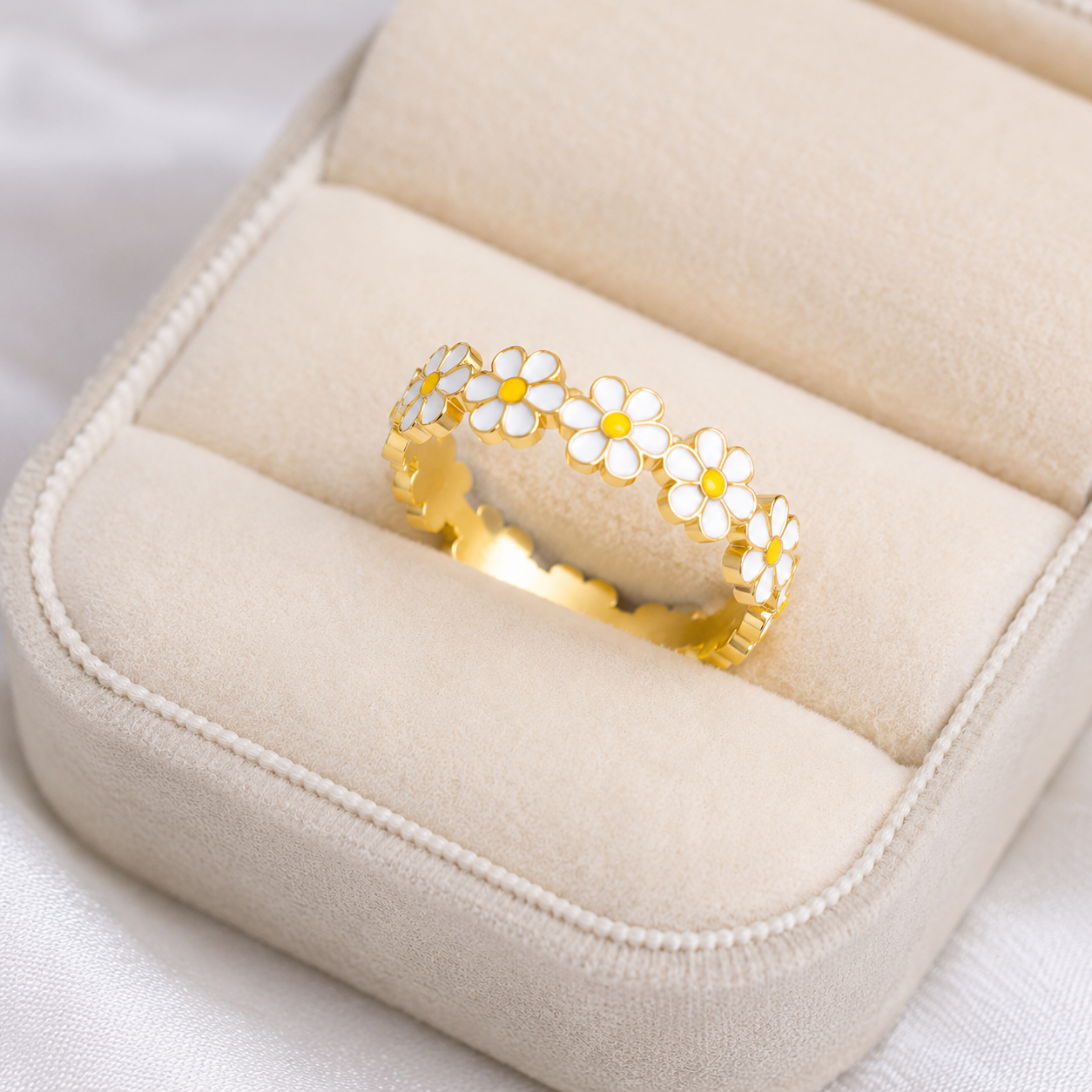 Daisy Bloom Ring