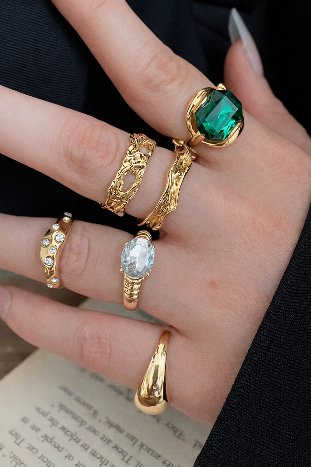 6-Ring Rhinestone Set